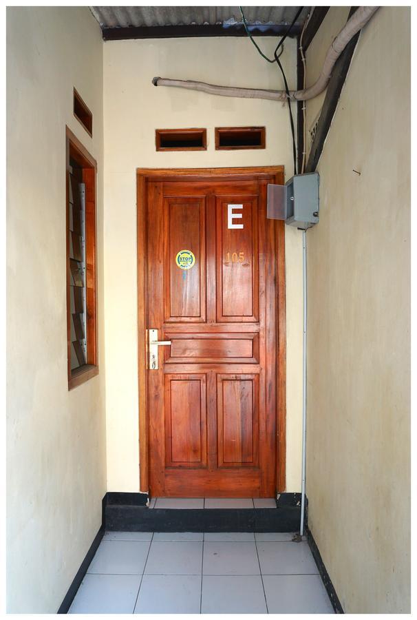 Budi House & Food Station *