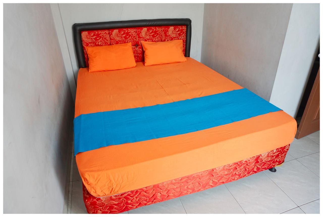 Budi House & Food Station Tempat Tidur & Sarapan Bandung