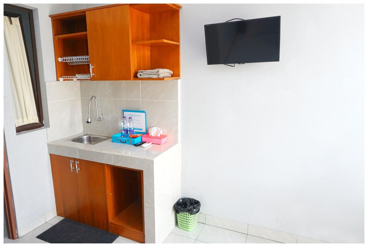 Budi House & Food Station *