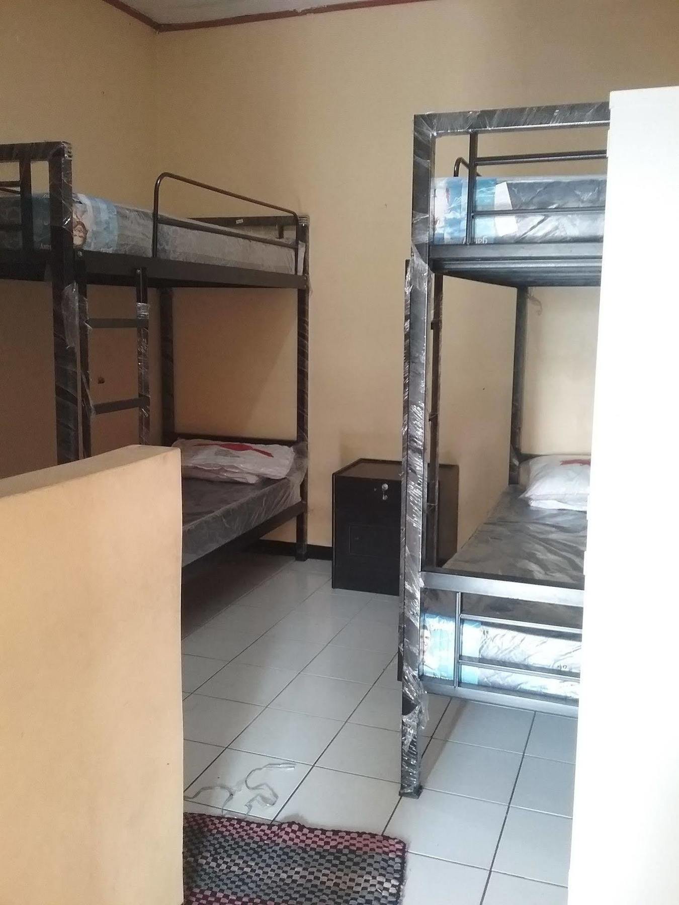 Tempat Tidur & Sarapan Budi House & Food Station