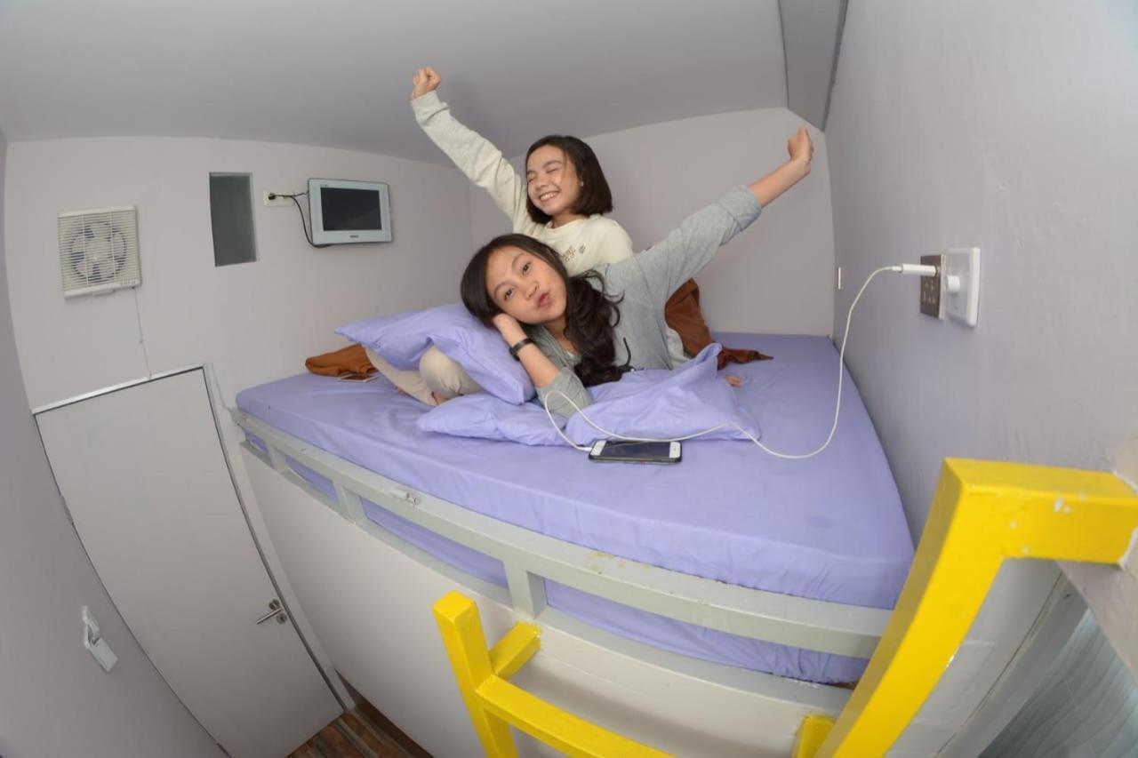 Tempat Tidur & Sarapan Budi House & Food Station Bandung